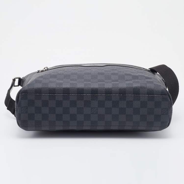 Pre Owned Louis Vuitton Damier Graphite Canvas Mick GM Bag