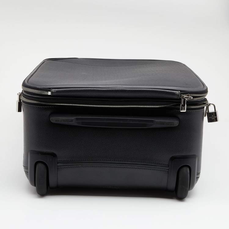 Pre Owned Louis Vuitton Black Taiga Leather Pegase Legere 50 Business Luggage