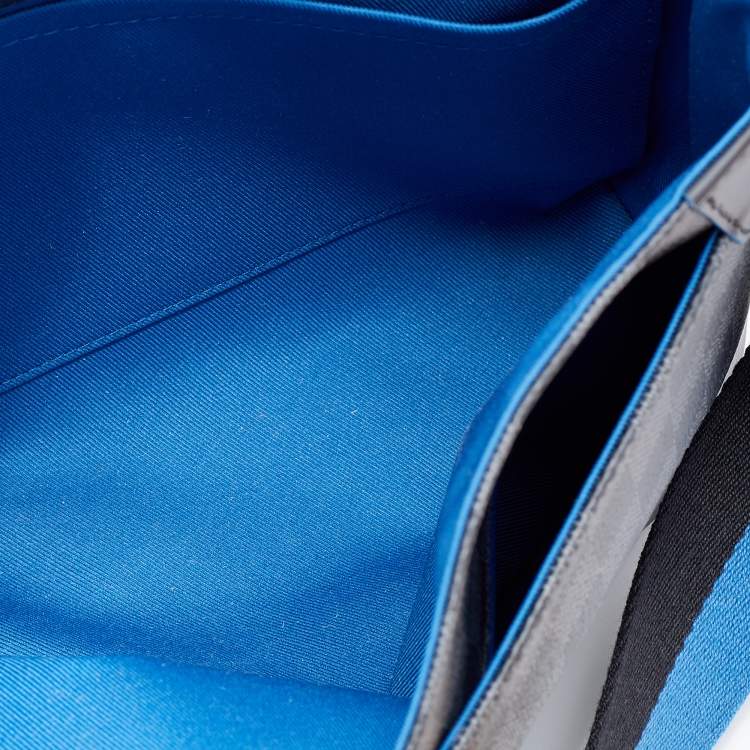 مملوكة مسبقًا Louis Vuitton Damier Graphite Canvas District PM Bag