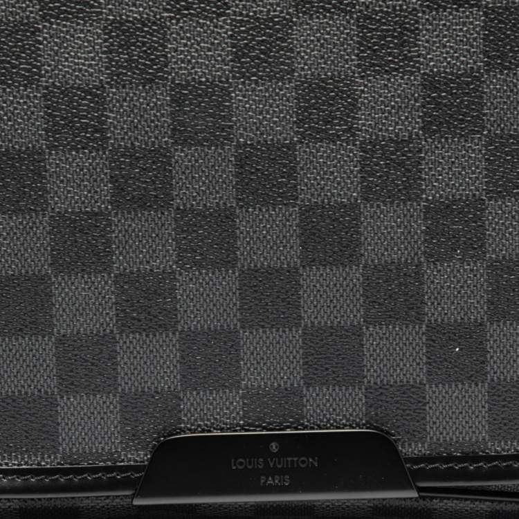 Pre Owned Louis Vuitton Damier Graphite Canvas District MM Bag