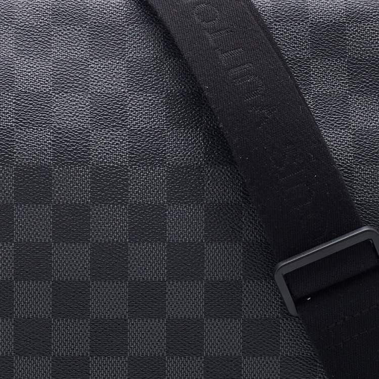 Pre Owned Louis Vuitton Damier Graphite Canvas District MM Bag