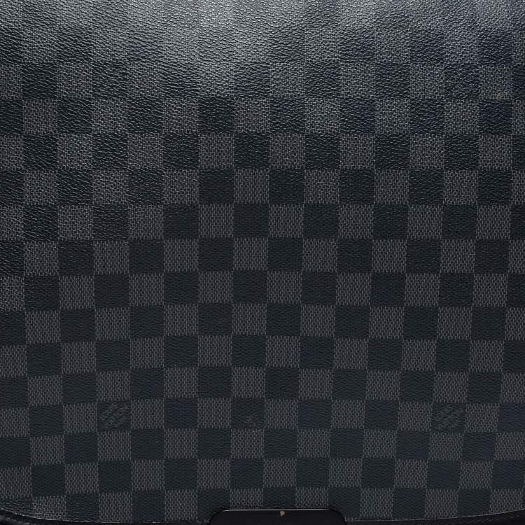 Pre Owned Louis Vuitton Damier Graphite Canvas Daniel GM Bag