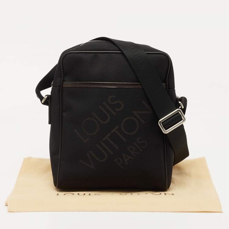 Pre Owned Louis Vuitton Black Canvas and Leather Geant Citadin Messenger Bag