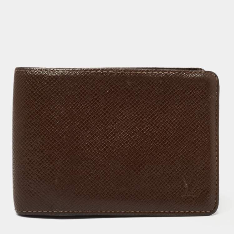 Louis Vuitton Brown Leather Bifold Compact Wallet Louis Vuitton | The  Luxury Closet