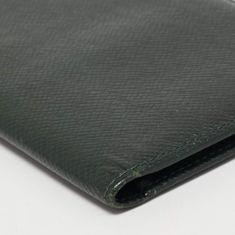 Pre Owned Louis Vuitton Green Taiga Leather Long Bifold Wallet