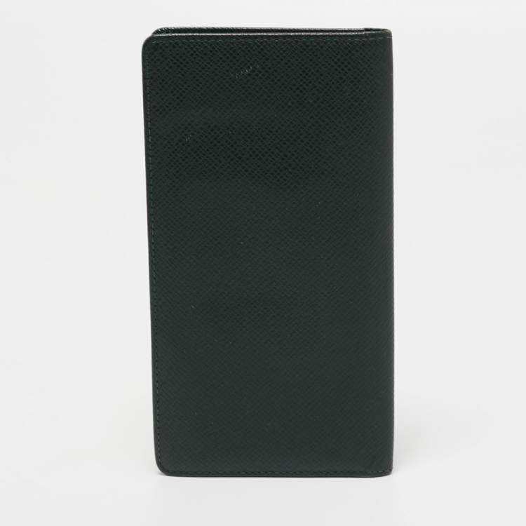 Pre Owned Louis Vuitton Green Taiga Leather Long Bifold Wallet