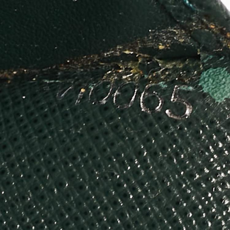 Pre Owned Louis Vuitton Green Taiga Leather Long Bifold Wallet