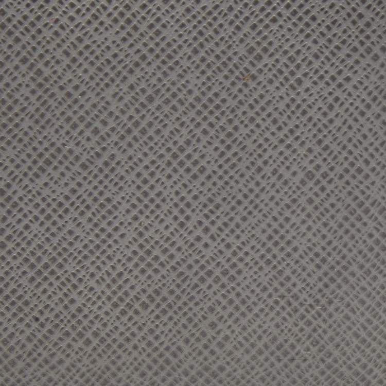 Pre Owned Louis Vuitton Grey Taiga Leather Bifold Wallet