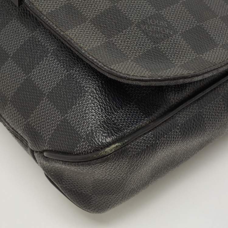 Pre Owned Louis Vuitton Damier Graphite Canvas District PM Bag