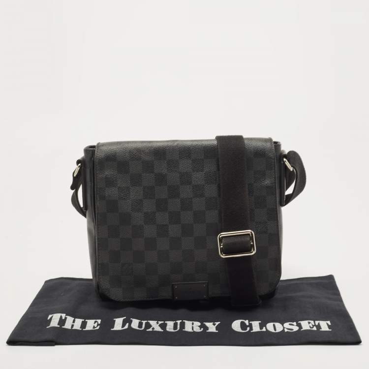 Pre Owned Louis Vuitton Damier Graphite Canvas District PM Bag