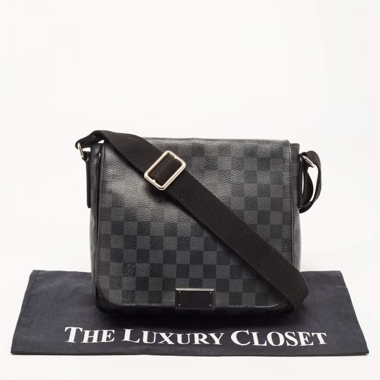 Pre Owned Louis Vuitton Damier Graphite Canvas District PM Bag