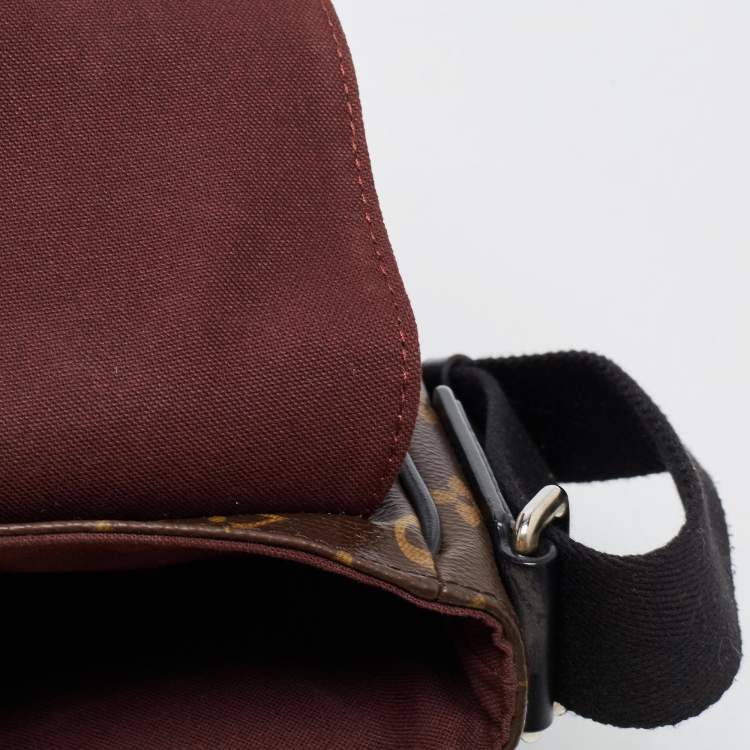 Pre Owned Louis Vuitton Monogram Canvas District PM Bag