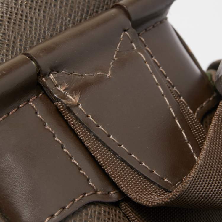 Pre Owned Louis Vuitton Brown/Green Taiga Leather Dersou Messenger Bag