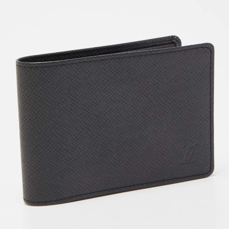Pre Owned Louis Vuitton Black Taiga Leather Bifold Wallet