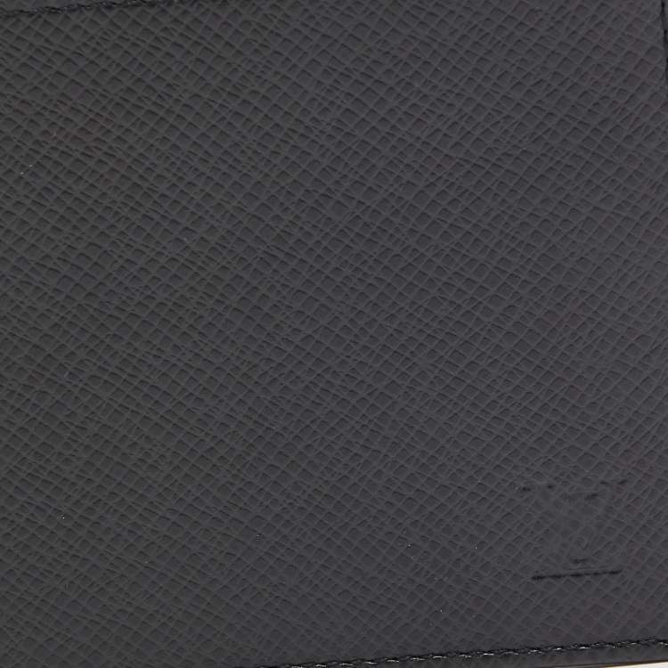 Pre Owned Louis Vuitton Black Taiga Leather Bifold Wallet