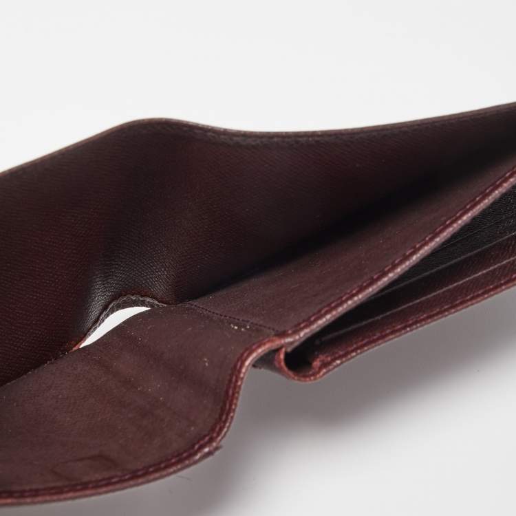 Pre Owned Louis Vuitton Burgundy Taiga Leather Bifold Wallet