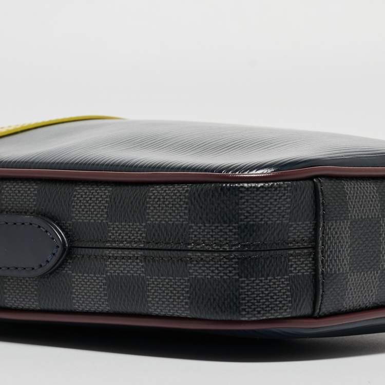 Pre Owned Louis Vuitton Damier Graphite Canvas and Epi Leather Danube Bag