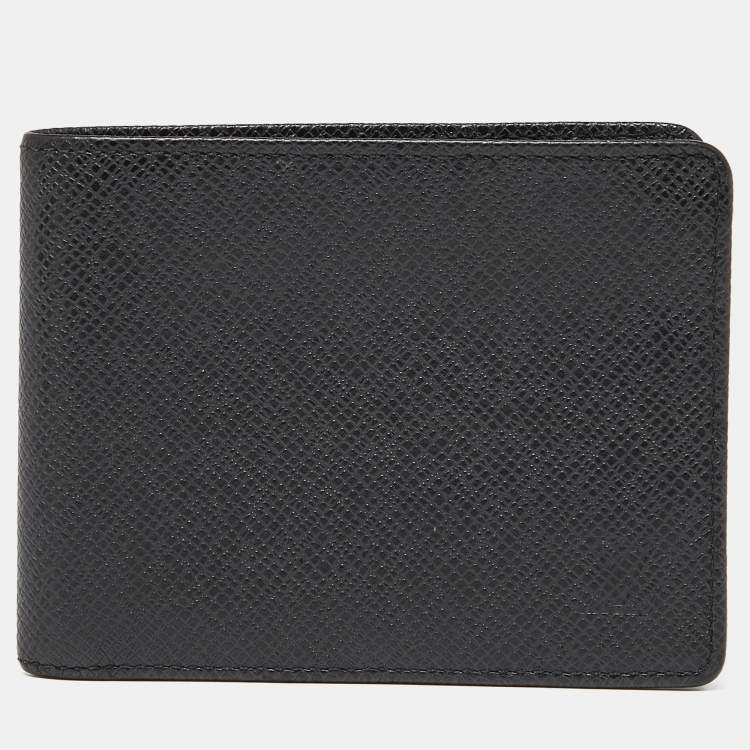 Pre Owned Louis Vuitton Black Taiga Leather Bifold Wallet