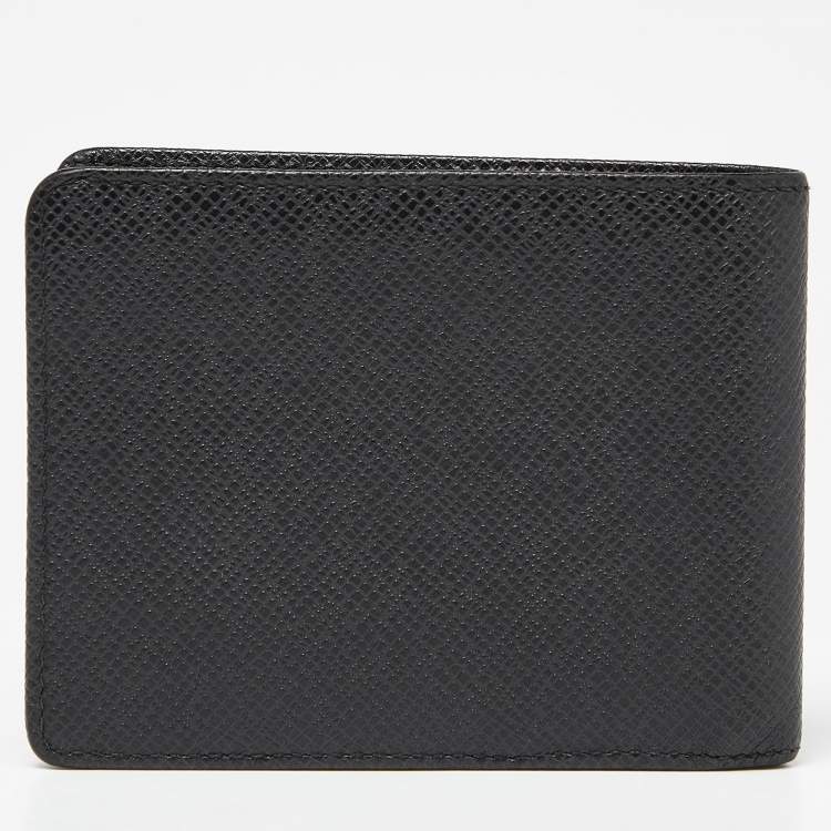 Pre Owned Louis Vuitton Black Taiga Leather Bifold Wallet