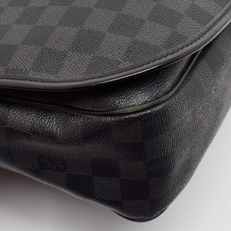 Pre Owned Louis Vuitton Damier Graphite Canvas Daniel GM Bag