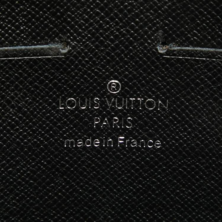 مملوكة مسبقًا Louis Vuitton Black Epi Damier Graphite Pochette Voyage MM Pouch