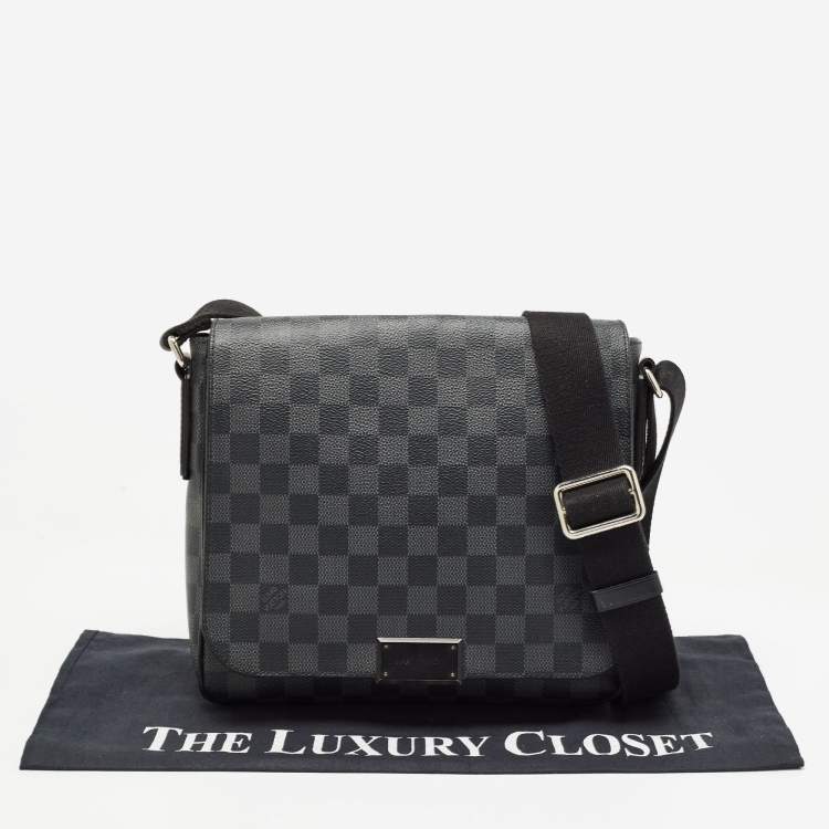 Pre Owned Louis Vuitton Damier Graphite Canvas District PM Bag
