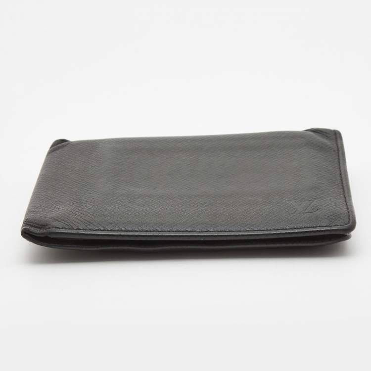 Pre Owned Louis Vuitton Black Taiga Leather Bifold Wallet