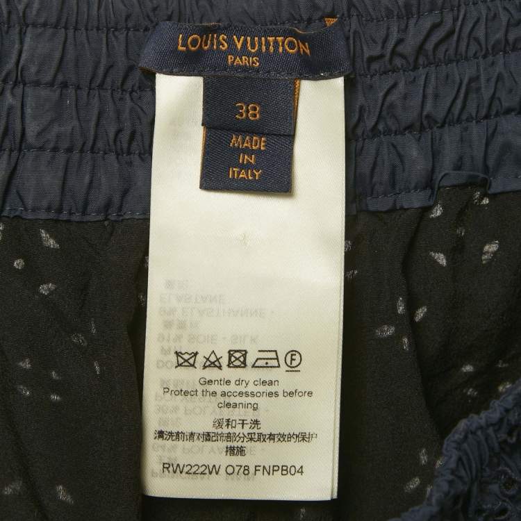 مملوكة مسبقًا Louis Vuitton Blue Nylon Monogram Shorts M
