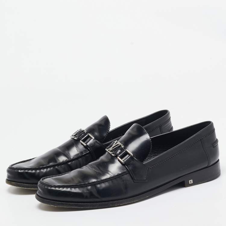 مملوكة مسبقًا Louis Vuitton Black Leather Slip On Loafers Size 46