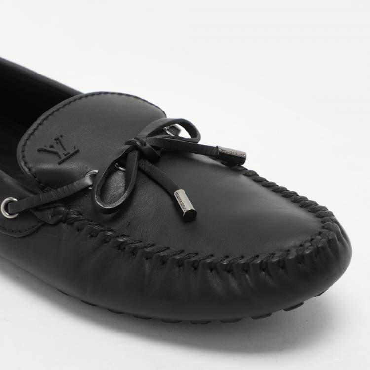 مملوكة مسبقًا Louis Vuitton Black Leather Bow Loafers Size 43