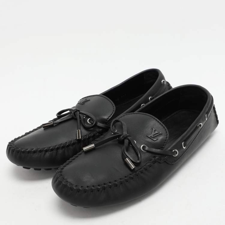 مملوكة مسبقًا Louis Vuitton Black Leather Bow Loafers Size 43