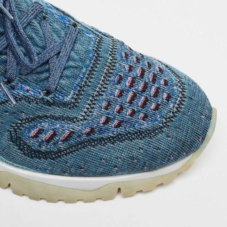 مملوكة مسبقًا Louis Vuitton Blue Knit Fabric V.N.R Sneakers Size 43