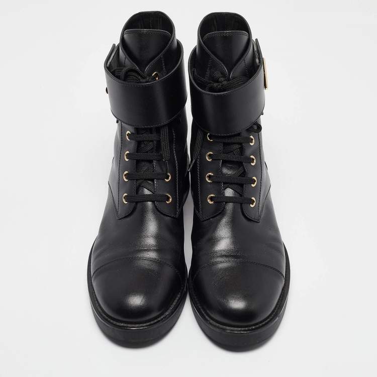 Pre Owned Louis Vuitton Black Leather Wonderland Flat Ranger Combat Boots 41