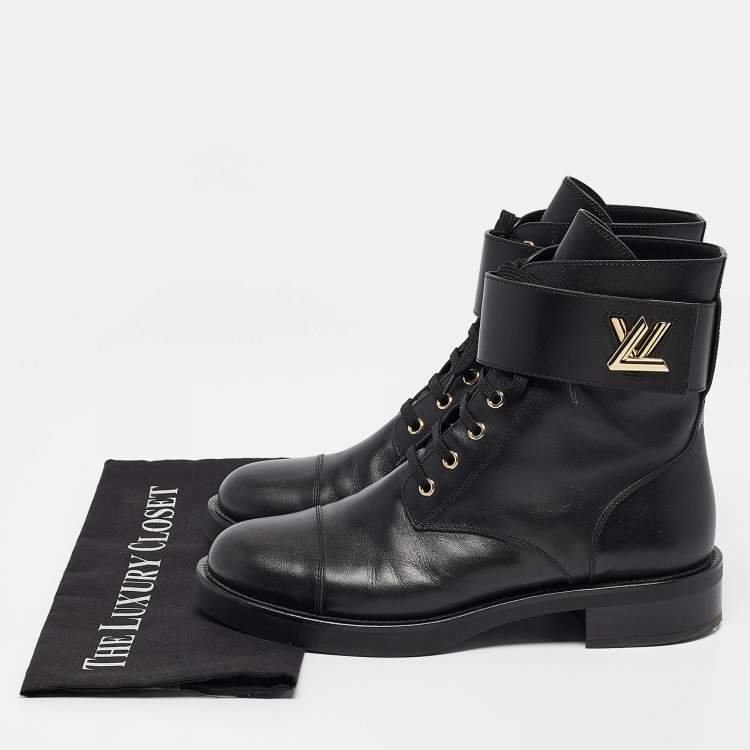 Pre Owned Louis Vuitton Black Leather Wonderland Flat Ranger Combat Boots 41