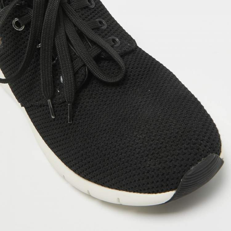 مملوكة مسبقًا Louis Vuitton Black Mesh and Monogram Canvas Fastlane Sneakers Size 40.5