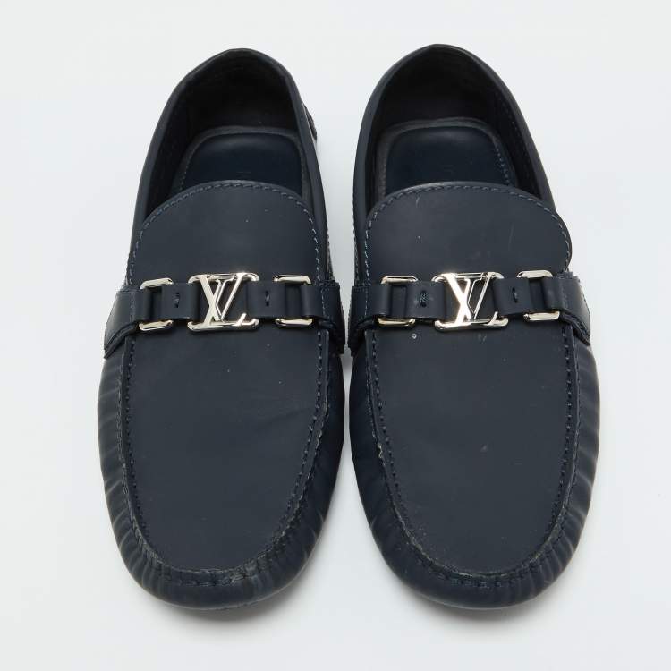 مملوكة مسبقًا Louis Vuitton Navy Blue Leather Hockenheim Loafers Size 44.5