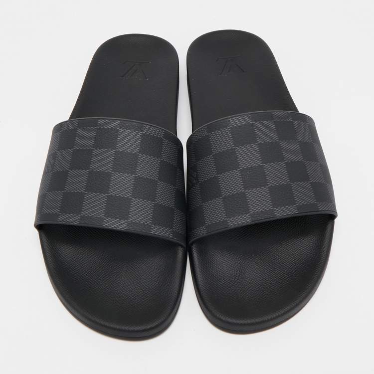 Pre Owned Louis Vuitton Black/Grey Rubber Graphite Waterfront Flat Slides Size 45