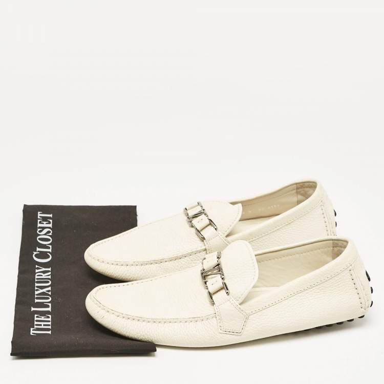 Pre Owned Louis Vuitton Cream Leather Hockenheim Loafers Size 43