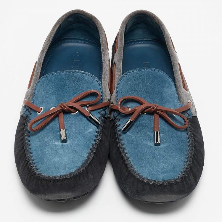 مملوكة مسبقًا Louis Vuitton Dark Tricolor Suede And Leather Logo Bow Slip On Loafers Size 43