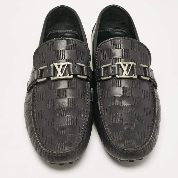 مملوكة مسبقًا Louis Vuitton Black Damier Infini Leather Hockenheim Loafers Size 43.5