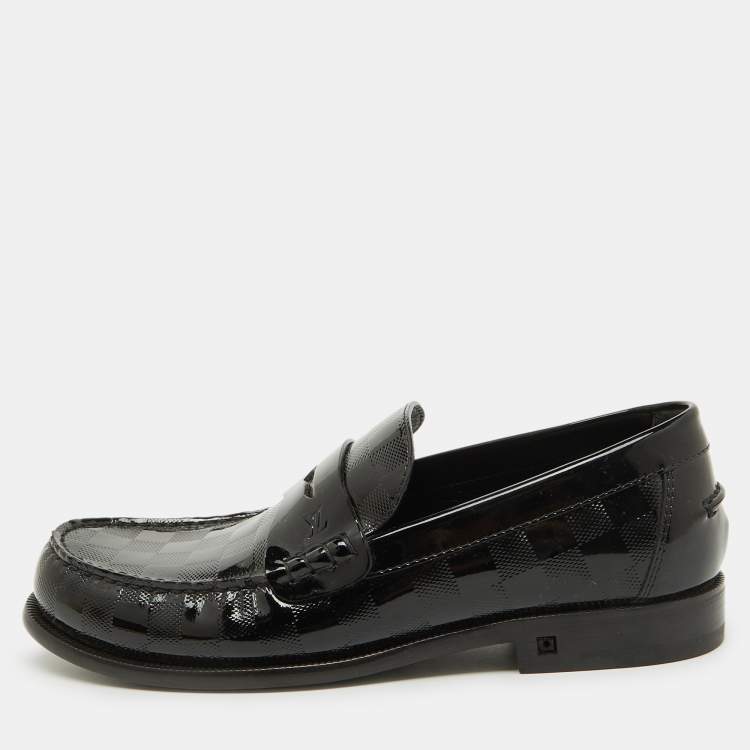 مملوكة مسبقًا Louis Vuitton Black Damier Infini Leather Graduation Loafers Size 42