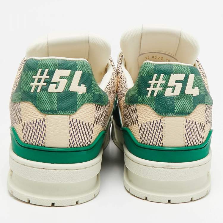 مملوكة مسبقًا Louis Vuitton Green/White Damier Leather LV Trainer Sneakers Size 44