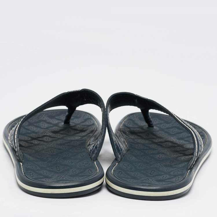 مملوكة مسبقًا Louis Vuitton Navy Blue Leather and Rubber Thong Sandals Size 43
