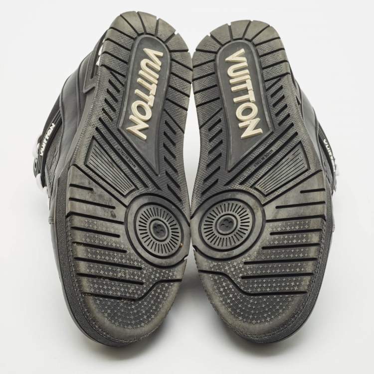 مملوكة مسبقًا Louis Vuitton Black Leather LV Trainer Lace Up Sneakers Size 42.5