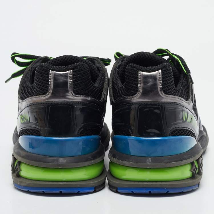 مملوكة مسبقًا Louis Vuitton Black/Grey Mesh and Patent Leather LV Trail Sneakers Size 46