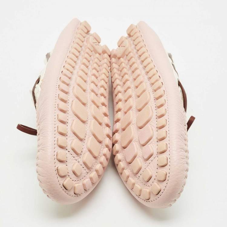 مملوكة مسبقًا Louis Vuitton Light Pink/White Leather Arizona Loafers Size 42.5