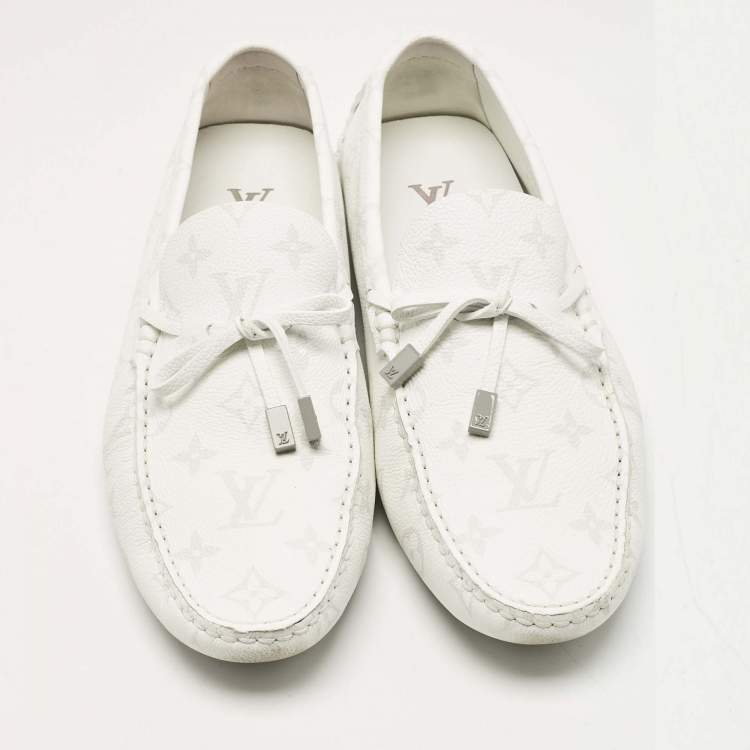 Pre Owned Louis Vuitton White Monogram Antarctica Leather LV Driver Mocassin Loafers Size 41