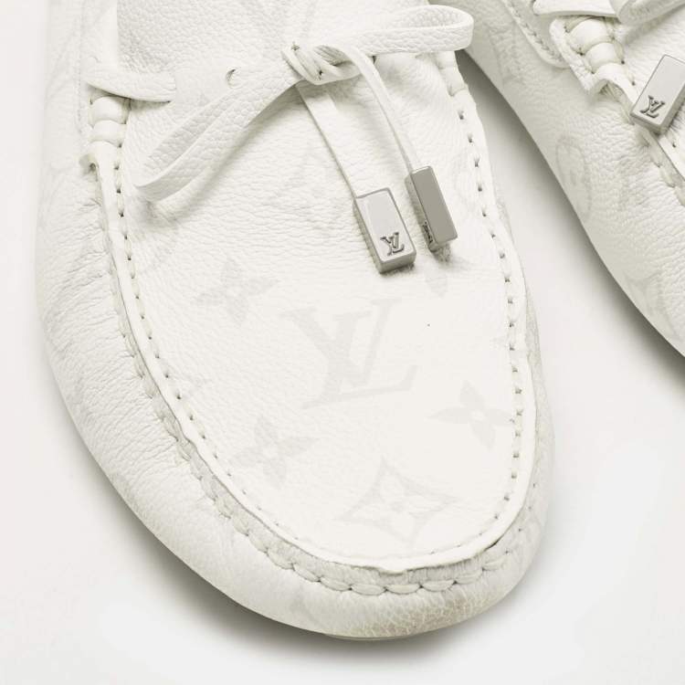Pre Owned Louis Vuitton White Monogram Antarctica Leather LV Driver Mocassin Loafers Size 41