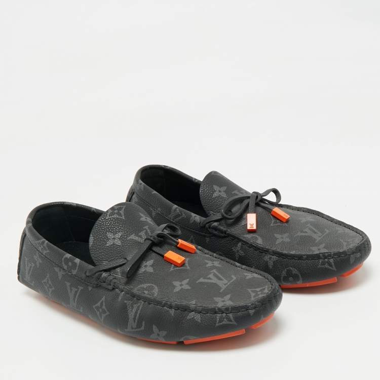 مملوكة مسبقًا Louis Vuitton Two Tone Monogram Canvas And Leather Driver Loafers  Size 41