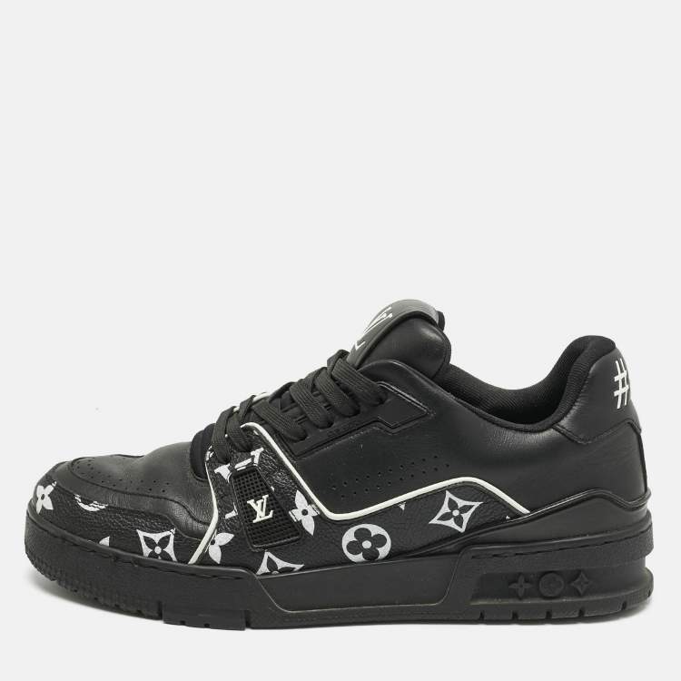 Pre Owned Louis Vuitton Black Monogram Leather LV Trainer Sneakers Size 40
